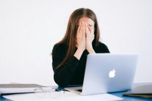 פיטורים בזמן חל"ת? כך תדעו מה מגיע לכם!